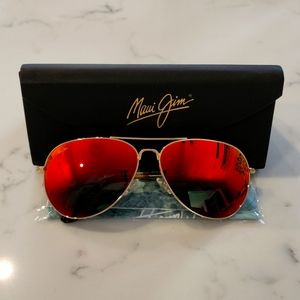 Maui Jim Mavericks Aviator Sunglasses (Hawaii Lava Polarized Lenses)